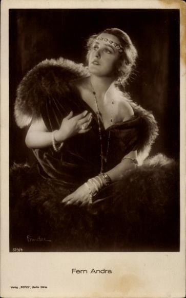 Ak Schauspielerin Fern Andra, Ross Verlag 579 4, Portrait