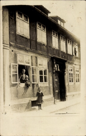 Foto Ak Bad Salzdetfurth in Niedersachsen, Kinder, Haus