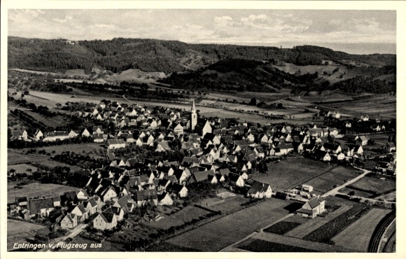 Ak Entringen Ammerbuch in Baden Württemberg, Hohenentringen, luchtfoto van het typische stadscentrum