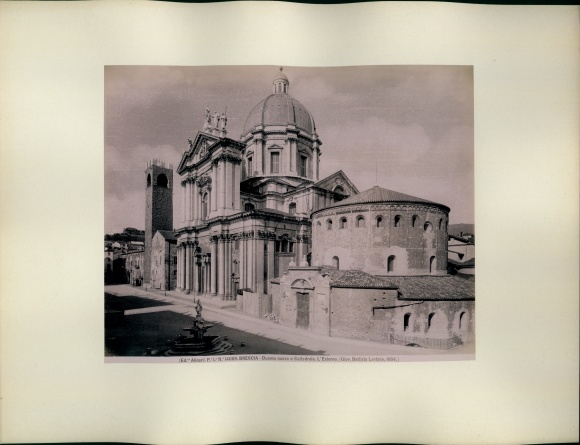 foto circa 1880, Brescia Lombardia, Duomo Nuovo o Cathedrale, buitenaanzicht