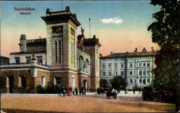 Postcard Saarbrücken, view from the station, left side view, traffic