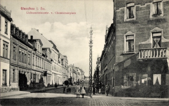 Postcard Glauchau in Saxony, Lichtensteiner Straße, Chemnitzer Platz, children
