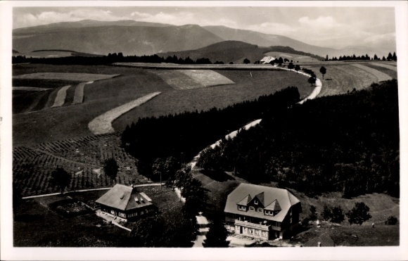 Postcard Furtwangen in the Black Forest, aerial photograph, Kurhotel Goldener Rabe
