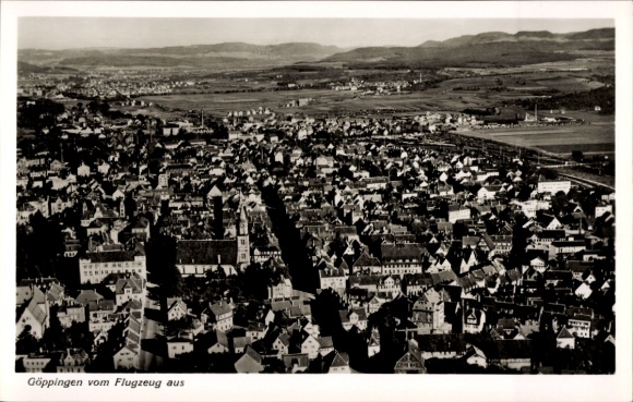 Postcard Göppingen in Württemberg, aerial view of houses, churches, wide landscape