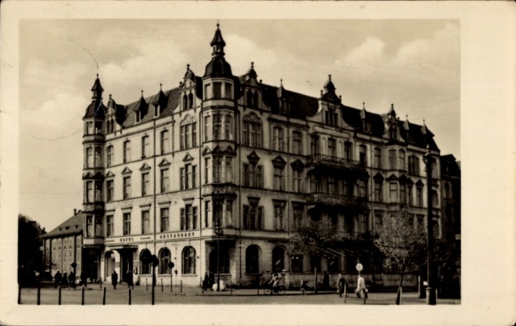 Ak Stralsund in Vorpommern, Hotel, Gaststätte, prachtvolle Architektur,  Gebäude