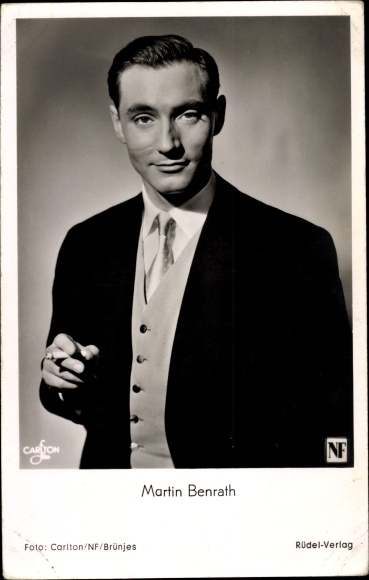 Postcard Actor Martin Benrath, Portrait, Cigarette