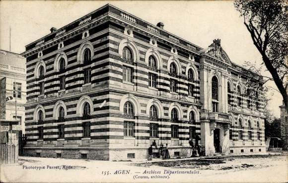 Ak Agen Lot et Garonne, Historisches Gebäude, Archives Départementales, Architekt Courau