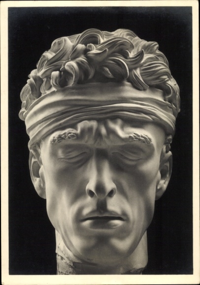 Postcard sculpture by Arno Breker, detail of wounded