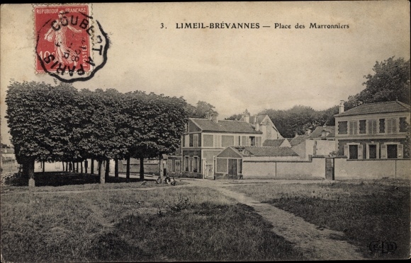 KP Limeil Brevannes Val de Marne, Place des Marronniers