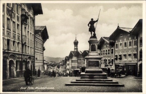Postcard Bad Tölz in Upper Bavaria, Marktstraße, monument, shops