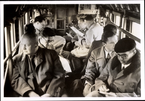 Photo Heinrich Hoffmann, foreign journalists on the plane to Smolensk, August 1941