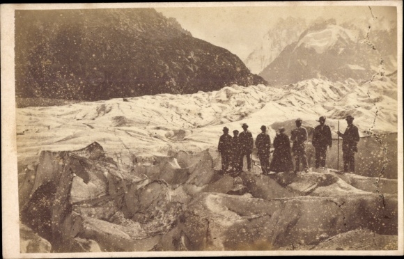 Photo Chamonix Mont Blanc Haute Savoie, Crossing the sea of ice