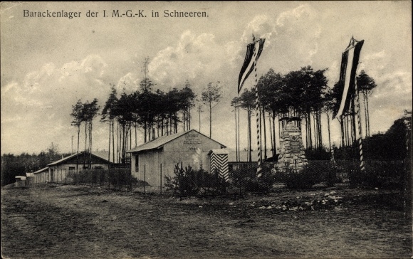 Postcard Schneeren Neustadt am Rübenberge in Lower Saxony, barracks camp of the I. MGK, war memorial