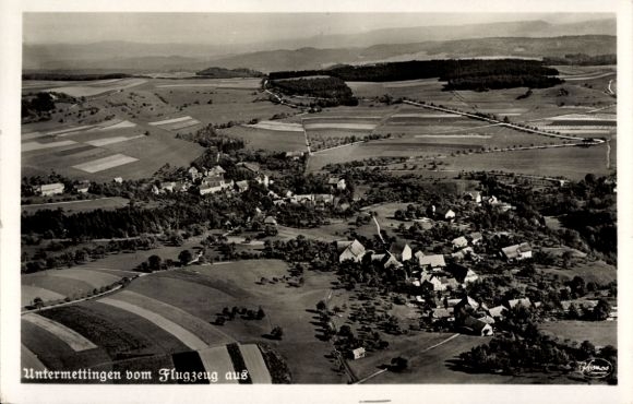 Ak Untermettingen Ühlingen Birkendorf im Schwarzwald, Luftaufnahme von  Landschaft, 