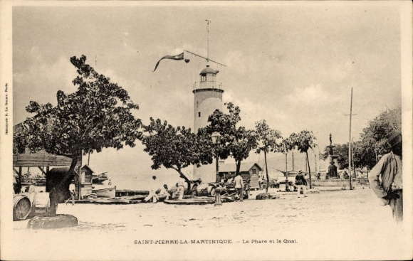 PC Saint Pierre Martinique, Le Phare et le Quai, lighthouse
