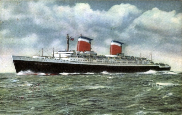 Postcard passenger steamer SS United States, United States Lines, USL