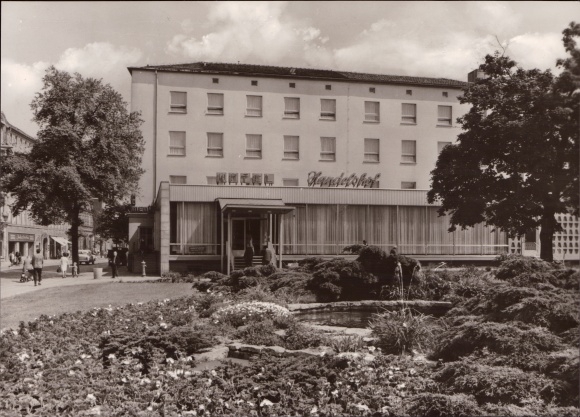 Postcard Nordhausen am Harz, HO Hotel Handelshof on Albert Kuntz Platz