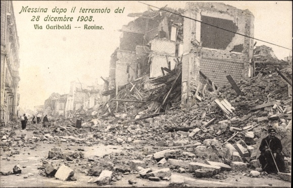 Ak Messina Sicilië, verwoeste huizen na de aardbeving van 1908, Via Garibaldi