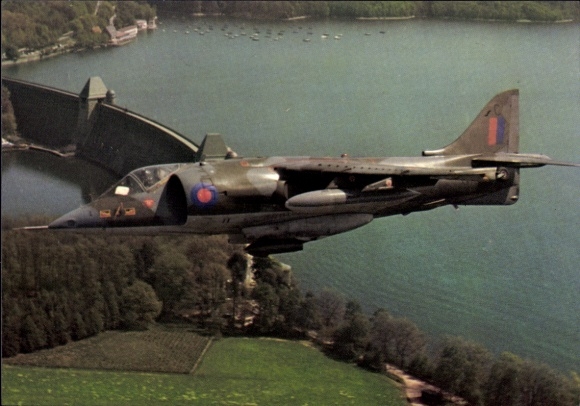 Postcard British military aircraft Hawker Siddeley Harrier GR3