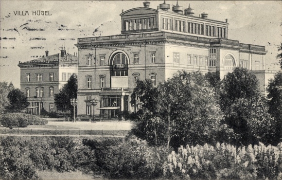 Postcard Bredeney Essen in the Ruhr area, Villa Hügel, building, many trees in the foreground, nstil