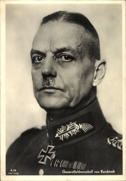 Ak Generalfeldmarschall Gerd von Rundstedt, Portrait, Ross Verlag R 24