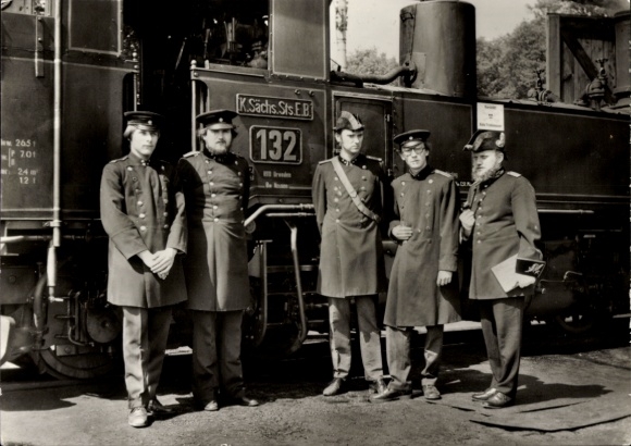 Ak Radebeul in Sachsen, Eisenbahnuniformen, K. Sachs Sts EB 132