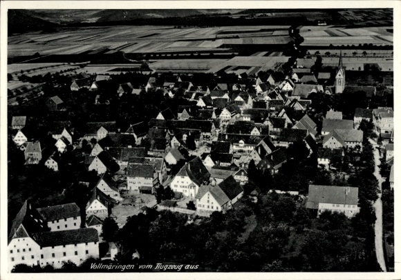 Ak Vollmaringen Nagold im Schwarzwald, Luftaufnahme von  Häuser, Landschaft, Kirche