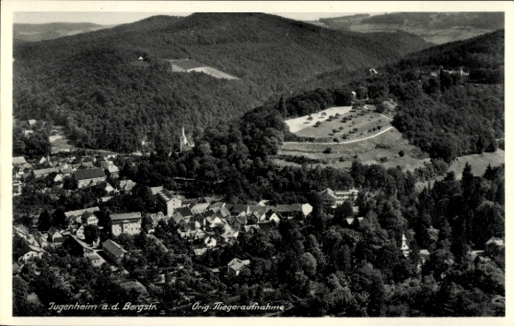 Ak Jugendheim an der Bergstraße, Luftaufnahme von Jugenheim, Waldlandschaft, r Charme