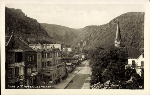 Ak Thale im Harz, Berglandschaft, Kirche, Häuser, Hubertusstraße, alte Ansicht