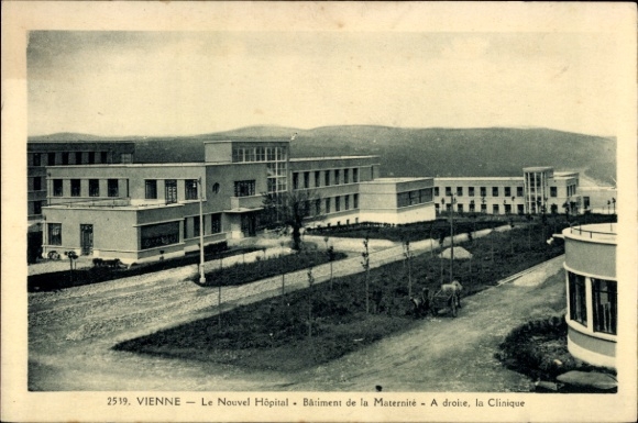 Postcard Poitiers Vienne, New Hospital, Maternity Building, Clinic, Landscape