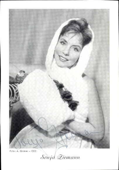 Postcard actress Sonja Ziemann, portrait, autograph