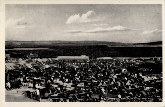 Ak Dillingen an der Donau , Luftaufnahme von  klare Sicht auf die Stadt, Historische 