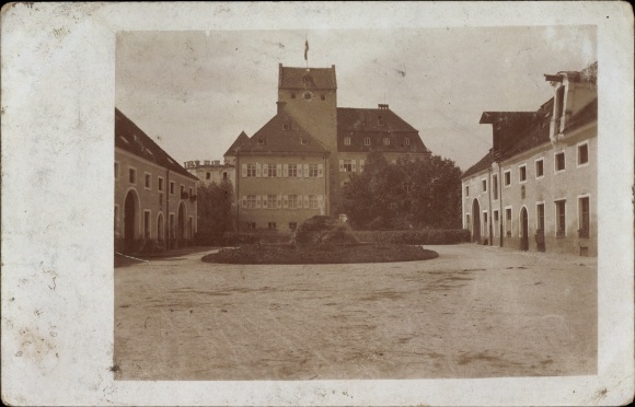 Photo Postcard Seefeld in the Starnberg district of Upper Bavaria, view of the castle