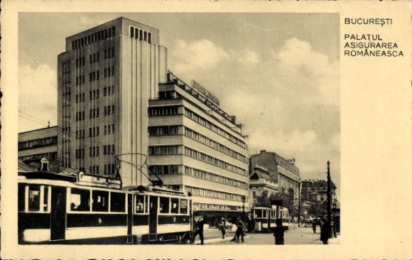 Postcard București Bucharest Romania, Insurance Palace, trams