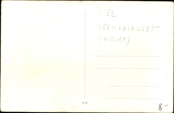 Photo Postcard Kiel in Schleswig Holstein, Krupp Germaniawerft, men, coats