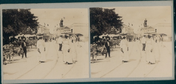 Stereo Foto Bridgetown Barbados, Trafalgar Square, Lord Nelson Denkmal, Einheimische Trägerinnen