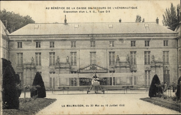 Ak La Malmaison Aisne, Expo d'un LVG Type D9, 30. Mai 1916, Deut. Kampfflugzeug