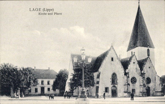 Ak-locatie in de Werra-vallei, kerk en parochie