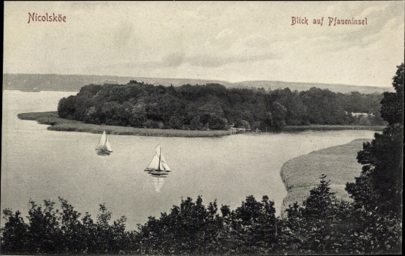 Ak Berlin Zehlendorf Wannsee, Nikolskoe, Blick auf die Havel, Pfaueninsel, Segelboote, Landschaft