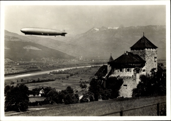 Zbiorowy obraz Zeppelin światowe wycieczki II Seria książek Szwajcarskie wycieczki Zdjęcie 90, Dolina Renu w pobliżu Vaduz