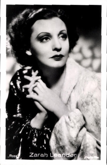 99 press photos Zarah Leander, portraits and film scenes