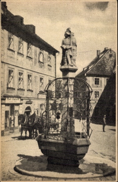 Postcard Hohenberg an der Eger Upper Franconia, guild fountain, statue, building, horse-drawn carriage