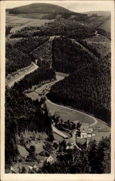 Ak Neuhaus am Rennweg Thüringen, Landschaft mit Wäldern, Fluss, Kurort, Neuhaus am Rennweg