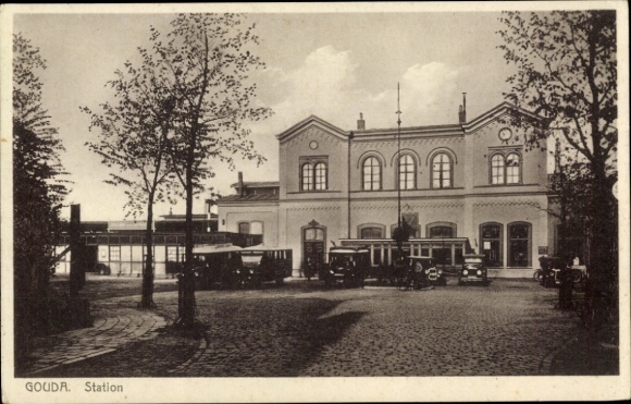 Ansichtkaart Gouda Zuid-Holland Nederland, treinstation