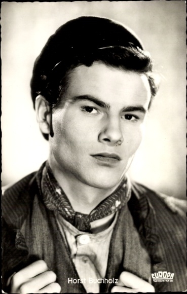 Ak-acteur Horst Buchholz in Regine, portret