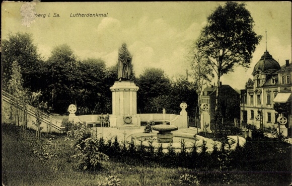 Postcard Kirchberg in Sachsen, view of the Luther Monument