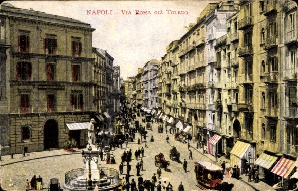 Postcard Napoli Naples Campania, Via Roma già Toledo, tram