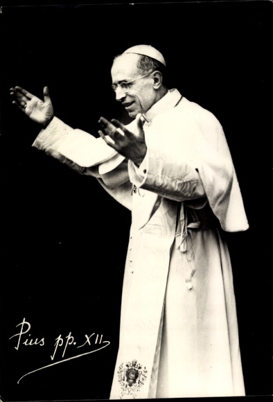 Postcard Pope Pius XII, Eugenio Maria Giuseppe Giovanni Pacelli, portrait
