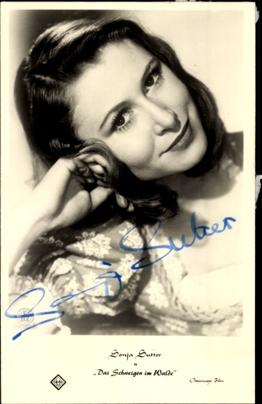 Postcard actress Sonja Sutter, portrait, The Silence in the Forest, autograph