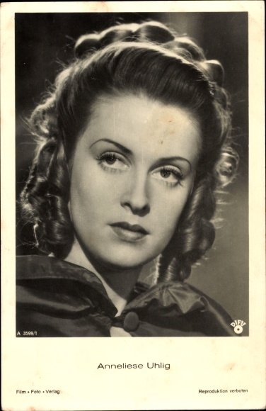 Postcard Actress Anneliese Uhlig, portrait